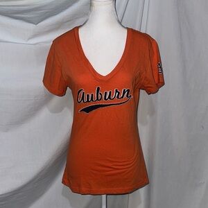 Orange & blue Auburn V-Neck Tee size large